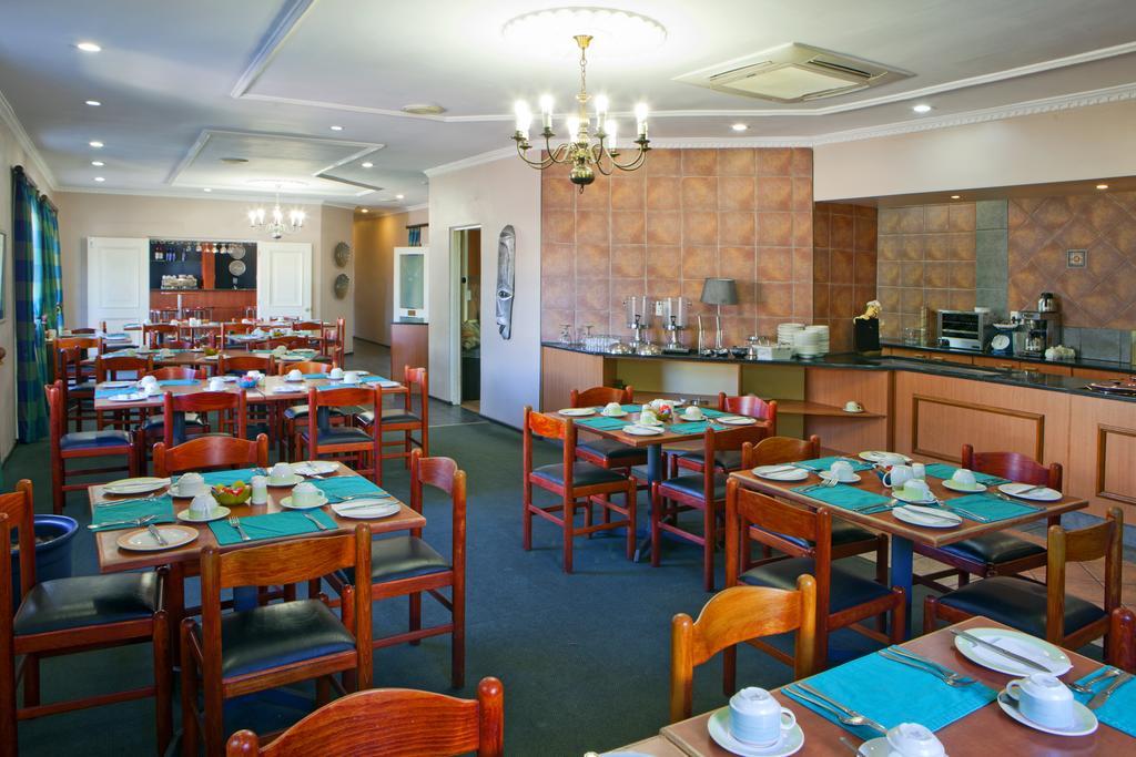 Brookes Hill Suites Hotel Port Elizabeth Exterior foto
